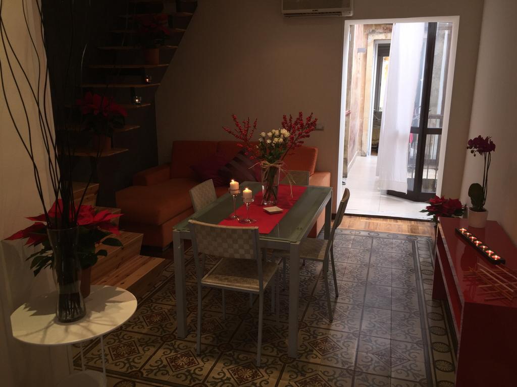 Al Castello Apartment Catania Ruang foto